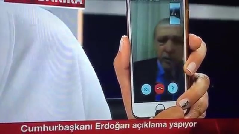 ✔ особое мнение турецкий президент тайип эрдоган пообещал по скайпу сурово наказать организаторов государственного переворота (