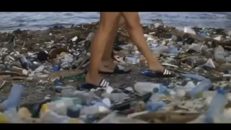 Pornhub снял «самое грязное» порно в поддержку очистки океанов