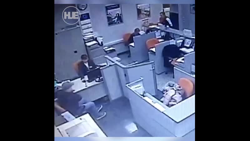 Артистичный вор из зеленограда обчистил счет столичного миллионера, прикинувшись им в одном из банков