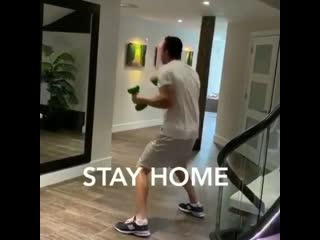 Wladimir klitschko stay home!