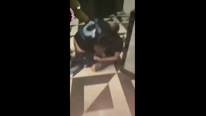 Чеченец избил гея блогера