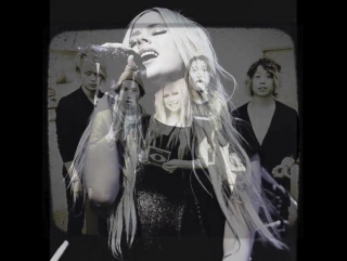 Instagram 25 01 17 avrillavigne