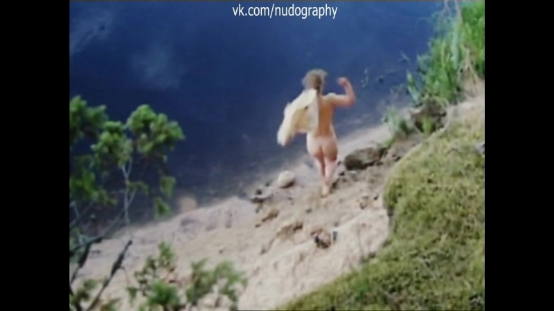 Полина стрельникова (сыркина) голая в фильме "кадет" (2009, виталий дудин)