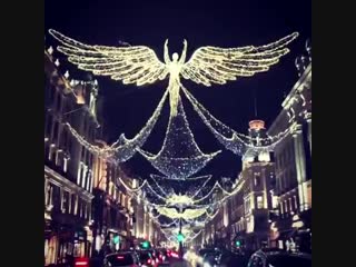 Everyone gets an angel 😇 in evening london 🇬🇧, regent street