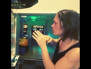 Per fredrik pellek åsly on beat the boxing high score at the arcade d