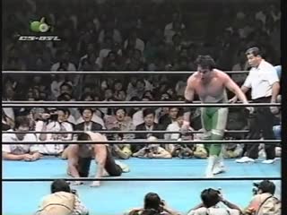 Mitsuharu misawa [c] vs toshiaki kawada