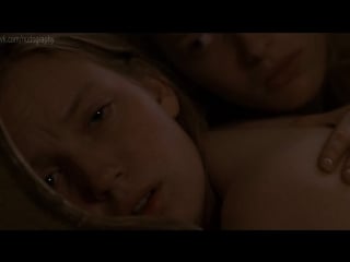 Обнажённая сара полли (sarah polley) в фильме "вес воды" (the weight of water, 2000, кэтрин бигелоу)