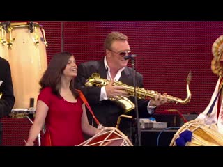 Ub40 with hunterz & the dhol blasters reasons / red red wine (live 8 concert, london, 2 july 2005)