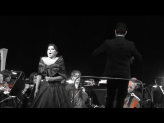 La mamma morta andrea chenier u giordano