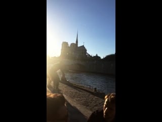 R&j réunion à paris