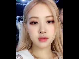 190522 @ roses are rosie