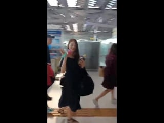 181001 (g)i dle airport in thailand @ fancam