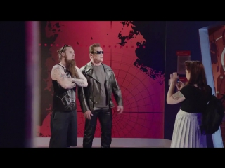 ) arnold pranks fans at madame tussauds