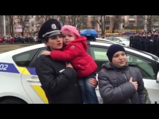 Дуже емоційне відео з присяги нової патрульної поліції полтави