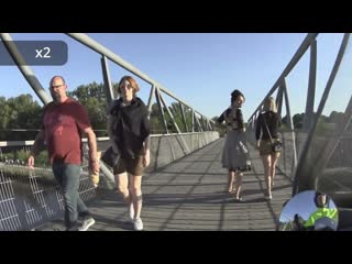 Regensburg fussgängerbrücke durchfahrt in dult zeiten проезд по пешеходному мосту во время дульта