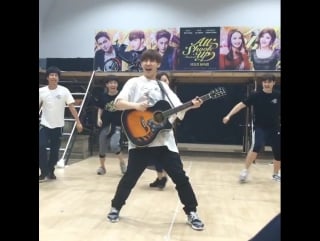 [vid] 160601 sceneplaybill instagram update "all shook up" practice sungkyu
