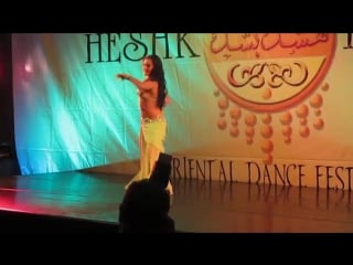 Julia mitsai at the heshk beshk closing gala show 2014