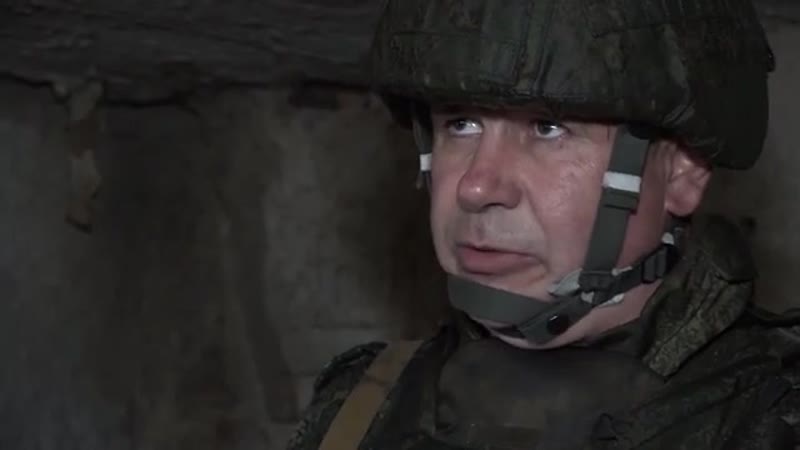 Российские саперы уничтожили комплекс пещер боевиков в сирии