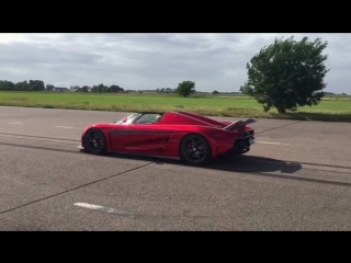 Koenigsegg regera epic burnout