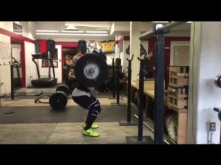 160kg/352lbs squat triple pr