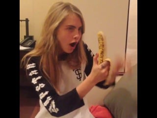 Кара делевинь ( cara delevingne ) 1 million twitter followers!