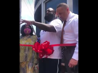 #rickross opens up a wingstop in mississippi is he the best businessman in the game or na?