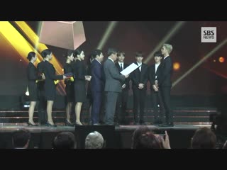 181024 bts order of cultural merit @ 2018 korean popular culture & arts awards