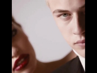 Lucky blue smith & daphne groeneveld for «tom ford»