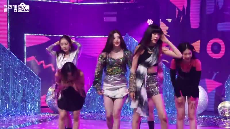 201203 stayc @ simply k pop behind