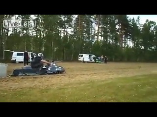 Как прокатится на снегоходе летом == кормушка уникальное фото видео приколы гифки ==
