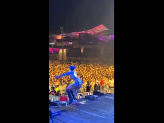 Ashnikko via instagram & tiktok