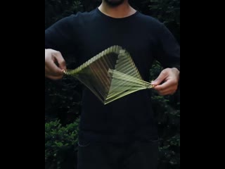 The square wave kinetic spinner