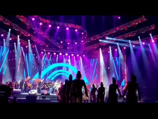 Swag se kijiye bhaijaan ka swagat! no wonder why they call him the king of entertainment!!! @beingsalmankhan is making audiences