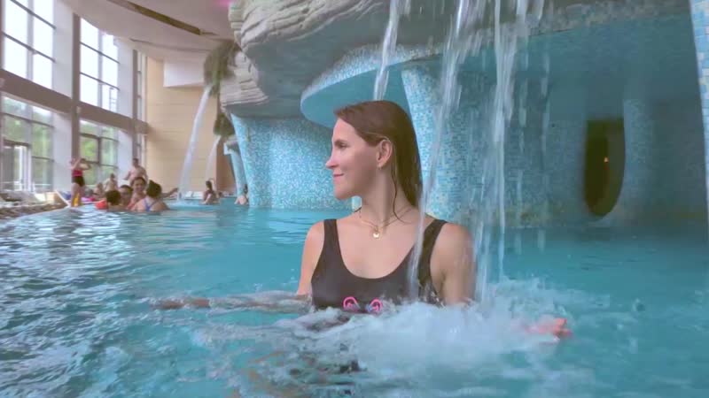 Блогер ирина велюр в аквапарке мореон