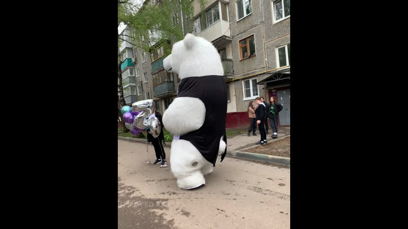 Родители поздравили сына с 18 летием