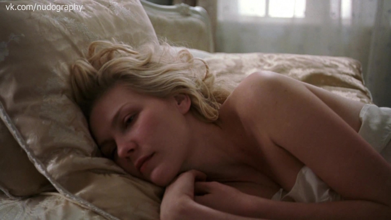 Кирстен данст (kirsten dunst) голая в фильме "мария антуанетта" (marie antoinette, 2006, софия коппола) 1080p