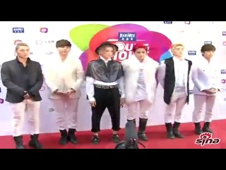 131120 young choice awards red carpet nu'est m cut