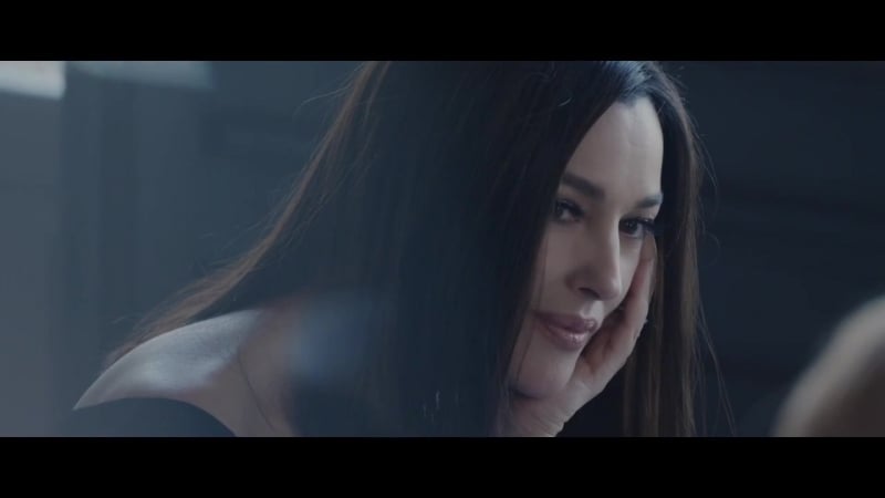 Monica bellucci e nivea hyaluron cellular filler 2018 (hd)