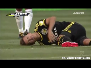 Коул рубит парней в млс