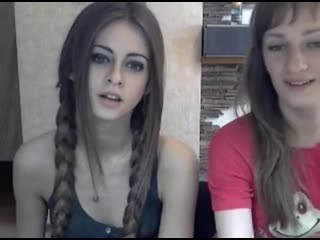 Сексуальные девушки раздеваются на камеру #periscope