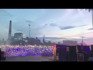 Kasabian put your life on it (trnsmt 2017 live)