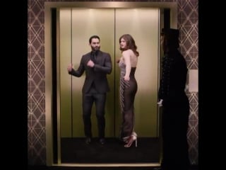 Tyler hoechlin and alexandra daddario's elevator video at golden globes 2017