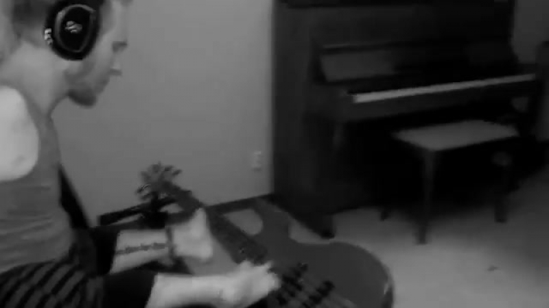 Armless porn video – Aberdeen armless bass cover