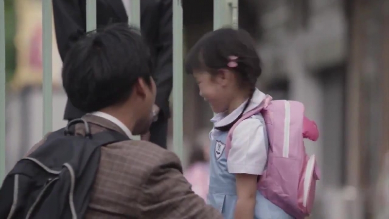 Мой папа лжец трогательное видео о семье девочку жалко видео просто замечательное, у меня до сих порслёзы на глазах, ябы наверно