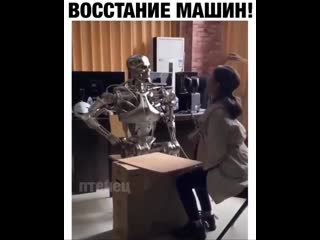 Уже началось😯 хейтеры скажут фотошоп😅