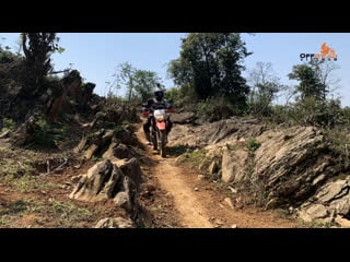 A wonderful vietnam dirtbike ride on the backroad before entering a massive terraced rice field 👊