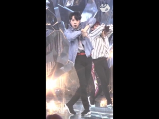 180607 wanna one light (kuanlin fancam) @ m!countdown