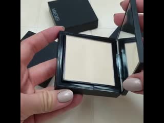 Компактная пудра touch up powder