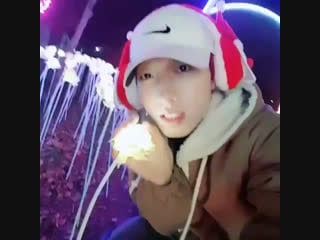 [181225 ] #yeoun 춥다 여러분도춥죠?? 항상감기조심!! merry christmas🎄