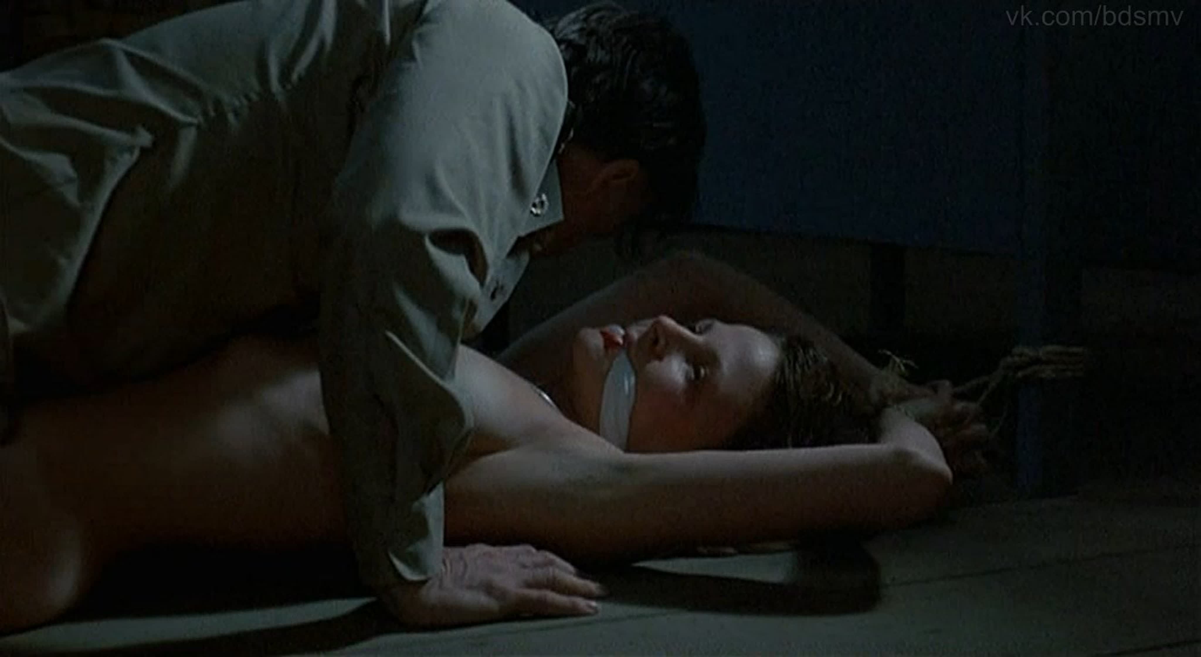 Жалаңаш порно актриса Белладонна Наташа Королеваның секс видеосы